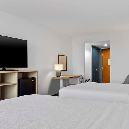 Spark By Hilton Greensboro Buitenkant foto
