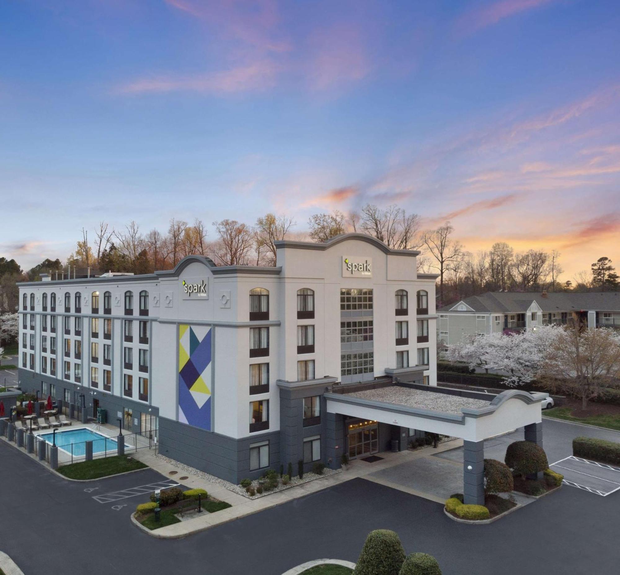 Spark By Hilton Greensboro Buitenkant foto