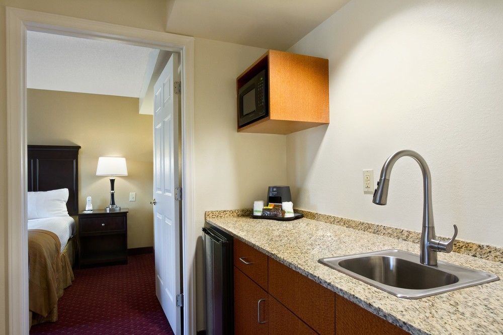 Spark By Hilton Greensboro Buitenkant foto