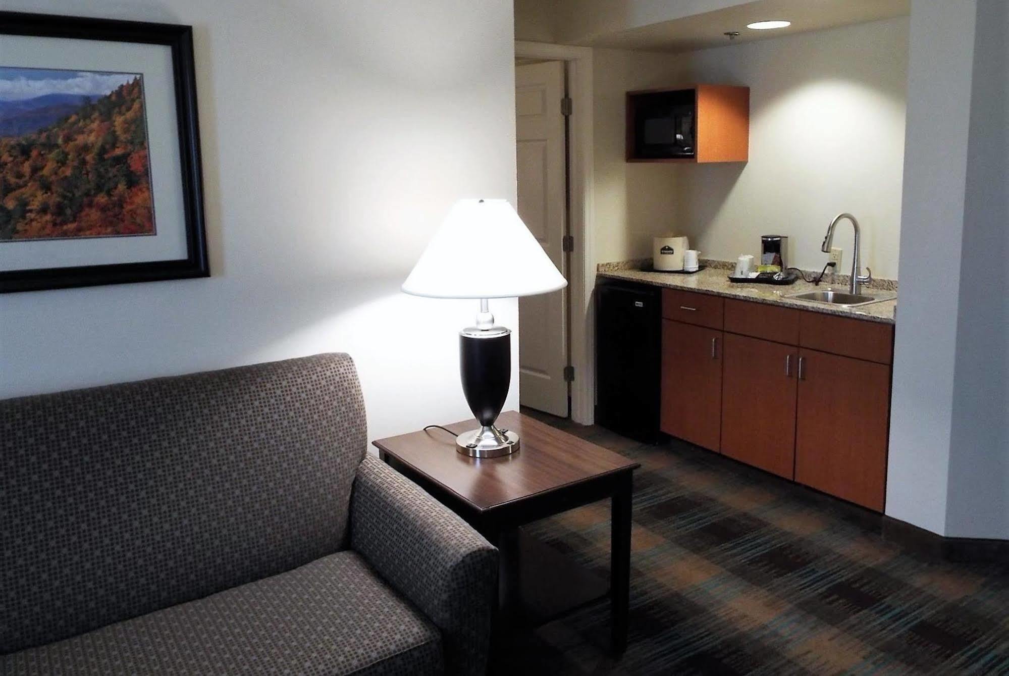 Spark By Hilton Greensboro Buitenkant foto